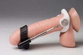 El extensor estira mecánicamente el pene, aumentando su tamaño.